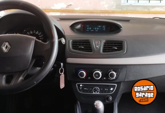 Autos - Renault Fluence confort 1.6 2012 Nafta 145000Km - En Venta