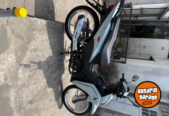 Motos - Honda Wave 2023 Nafta 5000Km - En Venta