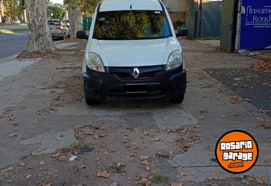 Utilitarios - Renault Kangoo authentique 2014 GNC 240000Km - En Venta