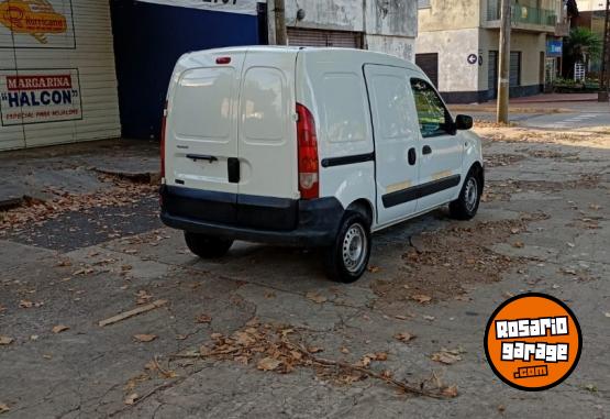 Utilitarios - Renault Kangoo authentique 2014 GNC 240000Km - En Venta