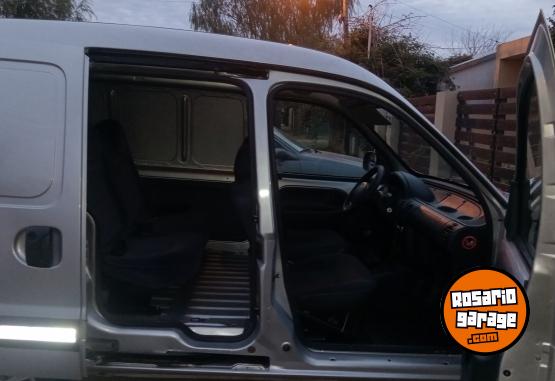 Utilitarios - Renault Kangoo dci 2015 Diesel 125000Km - En Venta