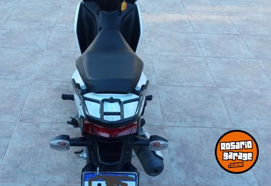 Motos - Honda Wave full 2023 Nafta 47000Km - En Venta