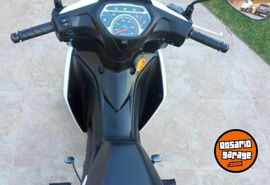 Motos - Honda Wave full 2023 Nafta 47000Km - En Venta