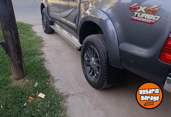 Camionetas - Toyota Hilux 2012 Diesel 270000Km - En Venta