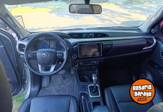 Camionetas - Toyota Hilux 2018 Diesel 153000Km - En Venta