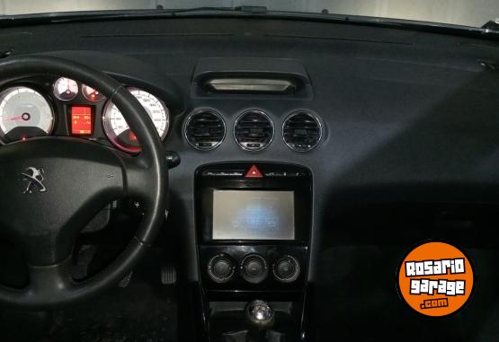 Autos - Peugeot 408 allure nav. 2016 GNC 140000Km - En Venta