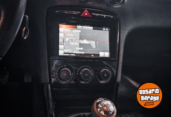 Autos - Peugeot 408 allure nav. 2016 GNC 140000Km - En Venta