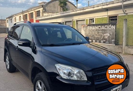 Camionetas - Toyota RAV4 Full 4x2 2011 Nafta 196000Km - En Venta