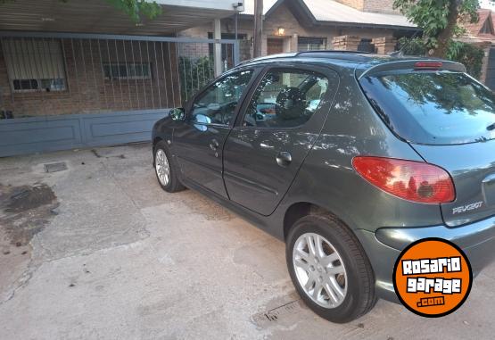 Autos - Peugeot 206 2008 Nafta 99400Km - En Venta