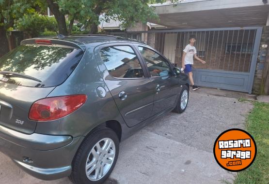 Autos - Peugeot 206 2008 Nafta 99400Km - En Venta