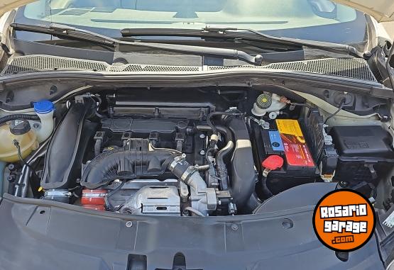 Autos - Peugeot 2008 THP 2016 Nafta 95000Km - En Venta