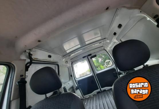 Utilitarios - Peugeot partner 1.6 HDI 2012 Diesel 195000Km - En Venta