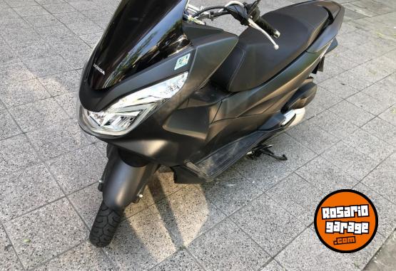 Motos - Honda PCX 150 2016 Nafta 32000Km - En Venta