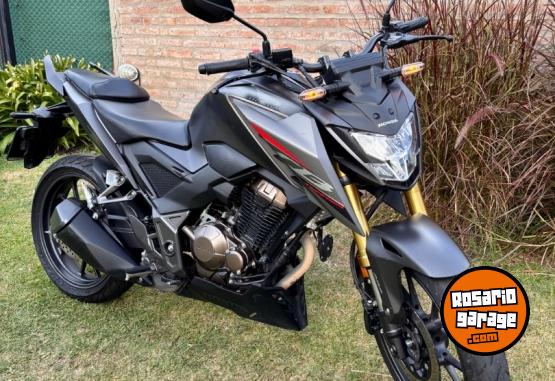 Motos - Honda CB 300 2024 Nafta 10000Km - En Venta