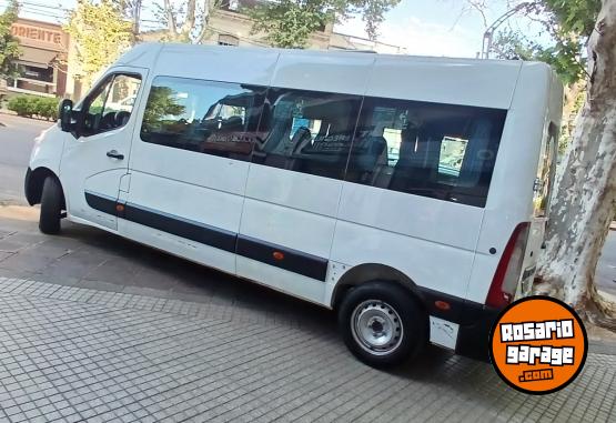 Utilitarios - Renault Master minibus NO sprinte 2014 Diesel 550000Km - En Venta