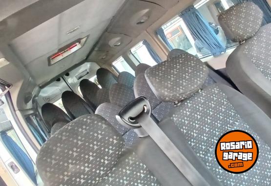 Utilitarios - Renault Master minibus NO sprinte 2014 Diesel 550000Km - En Venta