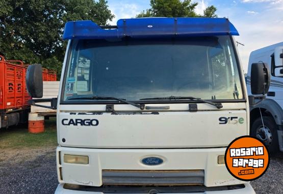 Camiones y Gr�as - VENDO FORD 915 CARGO - En Venta