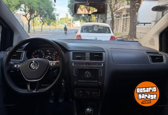 Autos - Volkswagen Suran highline 2019 GNC 125000Km - En Venta