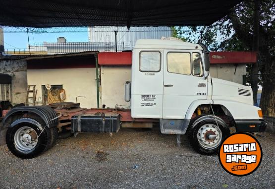 Camiones y Gr�as - VENDO MERCEDES-BENZ 1620 TRACTOR - En Venta