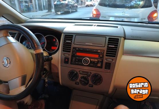 Autos - Nissan Tiida 2011 Nafta 125000Km - En Venta