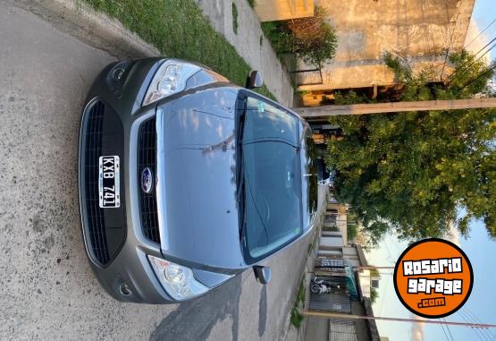 Autos - Ford Focus 2012 Nafta 125000Km - En Venta