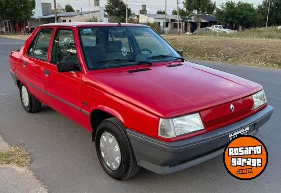 Autos - Renault 9 1996 Nafta 170000Km - En Venta