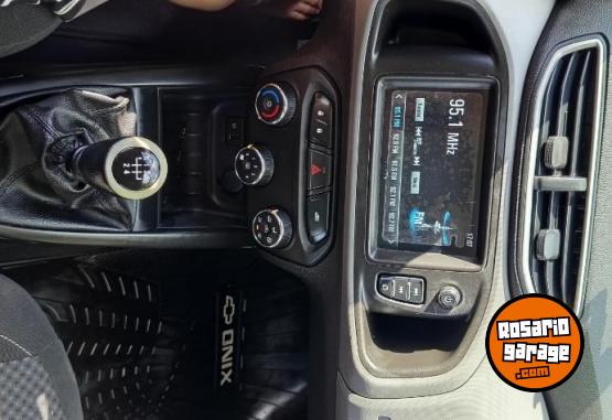 Autos - Chevrolet Onix LT 2018 Nafta 76633Km - En Venta