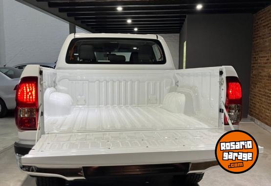 Camionetas - Toyota Hilux 2026 Diesel 111Km - En Venta