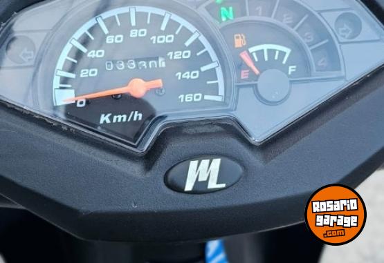Motos - Motomel Blitz full 2023 Nafta 3500Km - En Venta