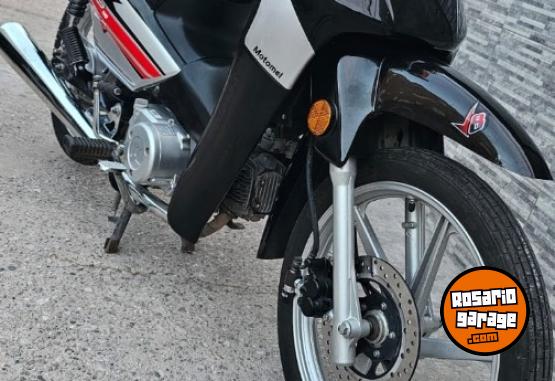 Motos - Motomel Blitz full 2023 Nafta 3500Km - En Venta