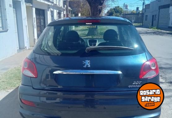 Autos - Peugeot 207 Compact HDI 2011 Diesel 200Km - En Venta