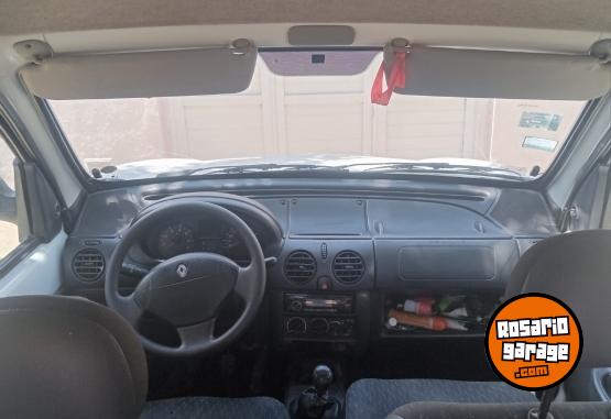 Utilitarios - Renault Kangoo 2016 Nafta 150000Km - En Venta