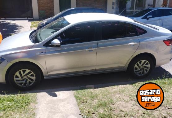 Autos - Volkswagen Virtus 2018 Nafta 153000Km - En Venta