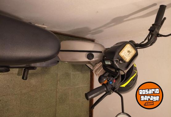 Motos - Zanella Sol 2005 Nafta 111111Km - En Venta