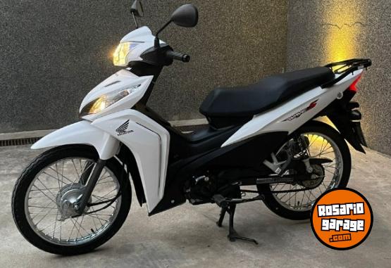 Motos - Honda Wave 2024 Nafta 8100Km - En Venta