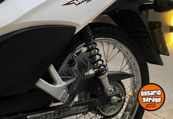 Motos - Honda Wave 2024 Nafta 8100Km - En Venta