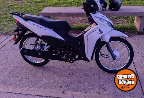 Motos - Honda 110cc 2025 Nafta 3200Km - En Venta
