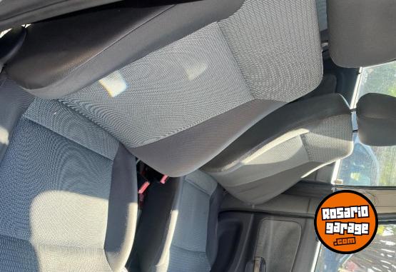 Autos - Volkswagen Gol trend 2011 Nafta 170000Km - En Venta