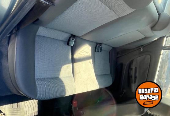 Autos - Volkswagen Gol trend 2011 Nafta 170000Km - En Venta