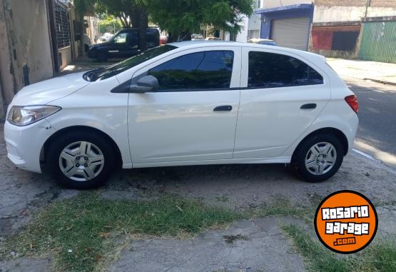 Autos - Chevrolet Onix 2018 Nafta 64000Km - En Venta