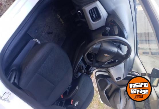 Autos - Chevrolet Onix 2018 Nafta 64000Km - En Venta