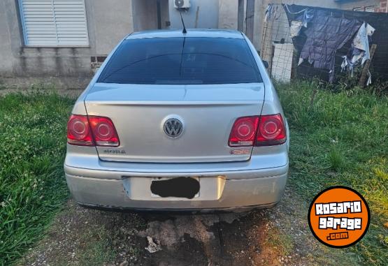 Autos - Volkswagen Bora 2.0 2011 GNC 294000Km - En Venta