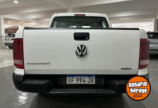 Camionetas - Volkswagen AMAROK TRENDLINE 4X2 14O 2023 Nafta 39700Km - En Venta