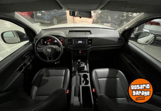 Camionetas - Volkswagen AMAROK TRENDLINE 4X2 14O 2023 Nafta 39700Km - En Venta