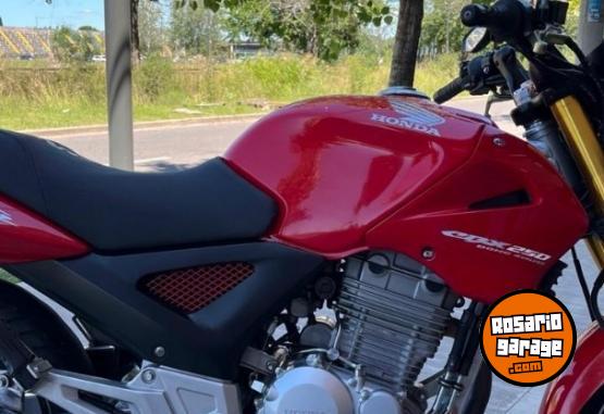 Motos - Honda Twister 2005 Nafta 29000Km - En Venta