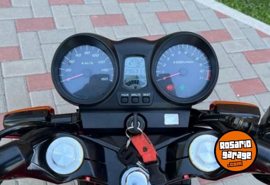Motos - Honda Twister 2005 Nafta 29000Km - En Venta
