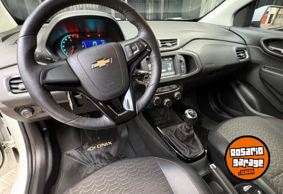 Autos - Chevrolet ONIX LTZ 2019 Nafta 90000Km - En Venta