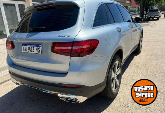 Camionetas - Mercedes Benz GLC 300 2017 Nafta 120000Km - En Venta