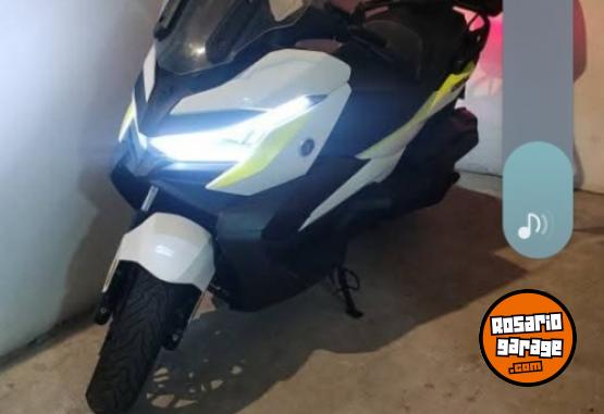 Motos - Voge Sr4 max 2024 Nafta 18000Km - En Venta