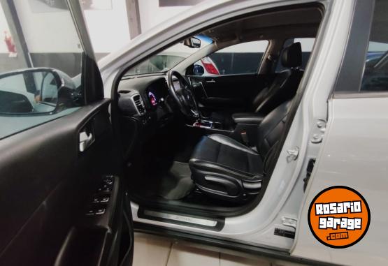 Camionetas - Kia Sportage EX 2.0 4x4 2017 Diesel 148000Km - En Venta